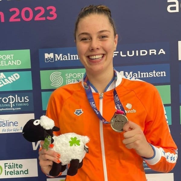 EK-medaillewinnaar onder 23, rugslag